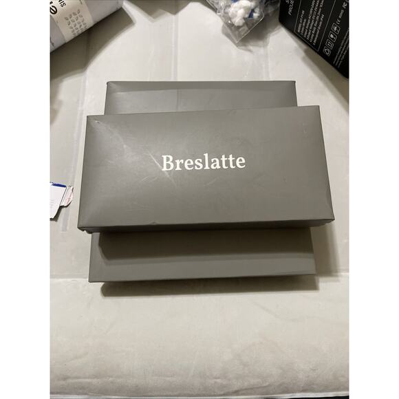 brelatte Accessories - Breslatte No Show Socks White Woven Arch Support Size Small Six Pair